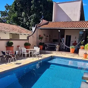 Albergue Oktoberfest Casa Laranja